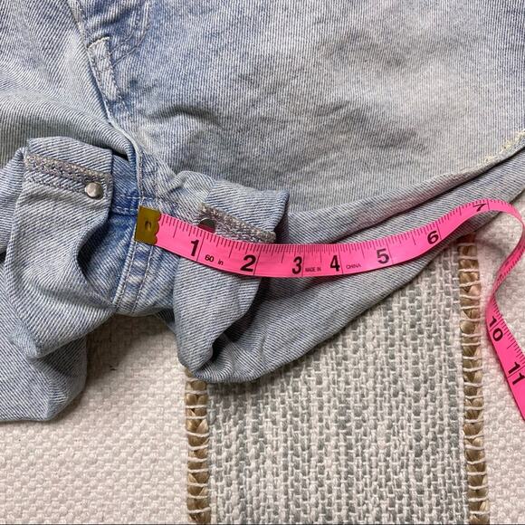 Alexander Wang Hike Rolled Vintage Bleach Shorts Women’s Size 27 - Picture 7 of 11